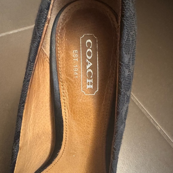 COACH ELLIN Signature Mono Pumps
Size 6 Black Formal Office Classic Designer - Picture 16 of 17